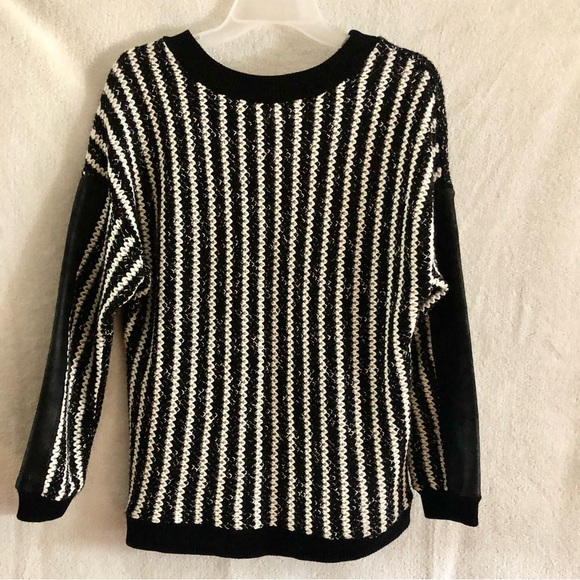 Zara knit crewneck long sleeve - Picture 1 of 3